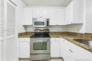 2721 Ocean Club Blvd, Hollywood, FL 33019, Sold 08/31/18
