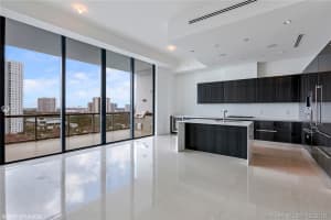3250 NE 188th St # Uph06, Aventura, FL 33180, Sold 04/26/21