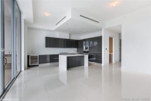 3250 NE 188th St # Uph06, Aventura, FL 33180, Sold 04/26/21