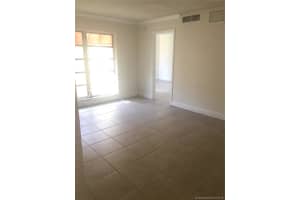 4439 Treehouse Ln h19, Tamarac, FL 33319, Sold 05/31/18