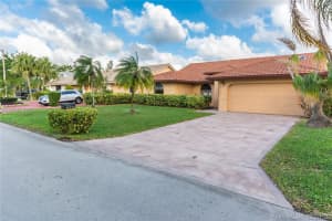 8224 NW 85th Ave, Tamarac, FL 33321, Sold 06/20/18