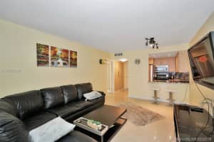 200 177th Dr, Sunny Isles Beach, FL 33160, Sold 10/18/18