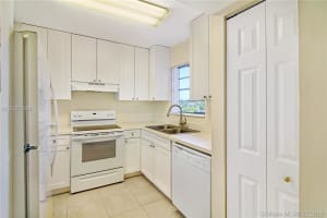 403 NW 72nd Ave, Miami, FL 33126, Sold 04/20/18