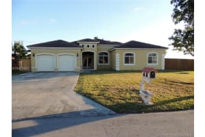 20564 SW 325th St, Homestead, FL 33030, Sold 04/13/18