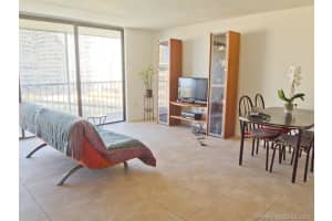 17500 N Bay Rd S704, Sunny Isles Beach, FL 33160, Sold 05/03/18