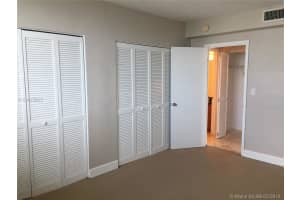 7501 E Treasure Dr #9n, North Bay Village, FL 33141, Sold 04/18/18