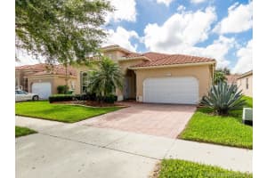11922 SW 47th St, Cooper City, FL 33330, Sold 04/20/18