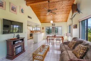 289 Woods Ave, Tavernier, FL 33070, Sold 04/02/18