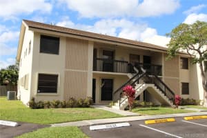 2740 S Oakland Forest Dr, Oakland Park, FL 33309, Sold 05/01/18