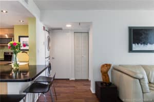 1621 Bay Rd, Miami Beach, FL 33139, Sold 07/25/18