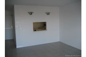 4550 NW 9th St #802e, Miami, FL 33126, Sold 05/21/18