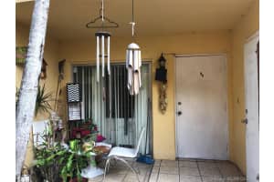 15421 SW 81st Cir Ln, Miami, FL 33193, Sold 04/17/18