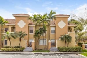 7820 NW 7th St, Pembroke Pines, FL 33024, Sold 06/06/18