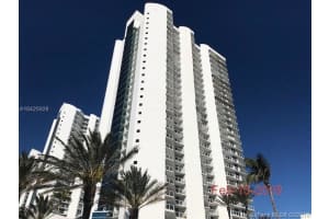 16425 Collins Ave, Sunny Isles Beach, FL 33160, Sold 04/12/18