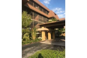 661 NE 195th St, Miami, FL 33179, Sold 05/18/18