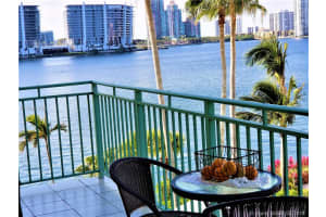 18000 N Bay Rd, Sunny Isles Beach, FL 33160, Sold 06/08/18