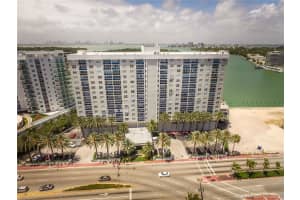 6770 Indian Creek Dr #7t, Miami, FL 33141, Sold 11/09/18