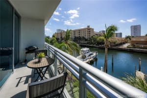2950 NE 188th St, Miami, FL 33180, Sold 10/07/19