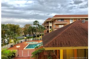 17530 NW 68th Ave APT C2005, Hialeah, FL 33015, Sold 05/01/18