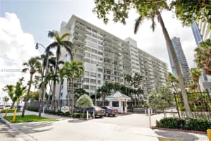 1408 Brickell Bay Dr # 907, Miami, FL 33131, Sold 07/05/18