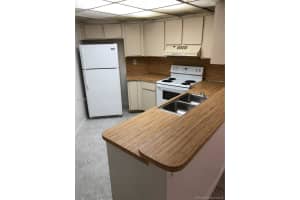 212 Fontainebleau Blvd, Miami, FL 33172, Sold 04/17/18