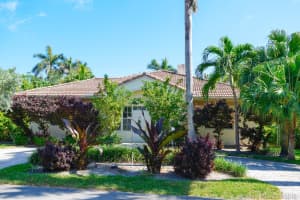 7621 Miami View Dr, North Bay Village, FL 33141, Sold 04/30/18