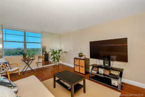 145 SE 25th Rd, Miami, FL 33129, Sold 10/12/18