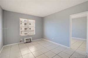 3030 Collins Ave #4g, Miami Beach, FL 33140, Sold 04/23/18