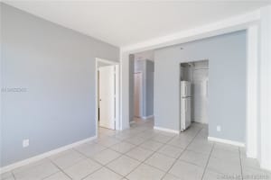 3030 Collins Ave #4g, Miami Beach, FL 33140, Sold 04/23/18