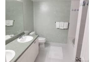400 Leslie Dr, Hallandale Beach, FL 33009, Sold 11/28/18