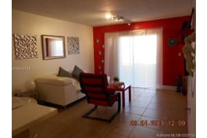 8425 NW 8th St, Miami, FL 33126, Sold 08/27/18