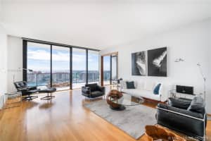 800 South Pointe Dr, Miami Beach, FL 33139, Sold 05/17/19