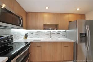 400 Kings Point Dr, Sunny Isles Beach, FL 33160, Sold 01/22/19