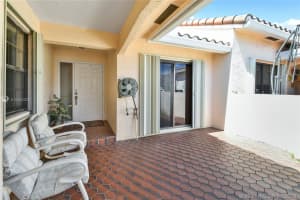 21220 Harbor Way, Miami, FL 33180, Sold 10/17/18
