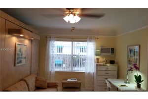 1901 N Surf Rd, Hollywood, FL 33019, Sold 04/20/18