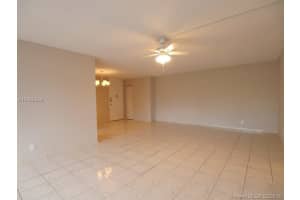 922 NE 199th St, Miami, FL 33179, Sold 04/27/18