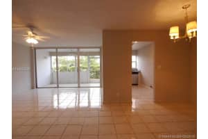 922 NE 199th St, Miami, FL 33179, Sold 04/27/18