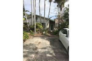 2217 SW 105th Ct, Miami, FL 33165, Sold 07/27/18