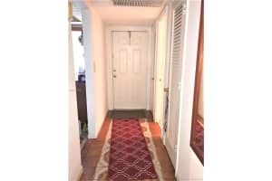 2200 Park Ln, Hollywood, FL 33021, Sold 05/18/18