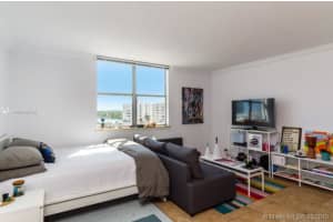 401 69th St, Miami, FL 33141, Sold 07/23/18