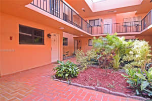 1300 W 41st St, Hialeah, FL 33012, Sold 04/05/18