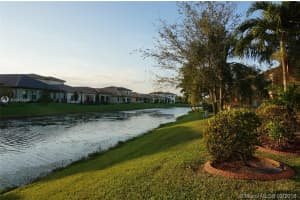 11320 SW 11th St, Pembroke Pines, FL 33025, Sold 04/20/18