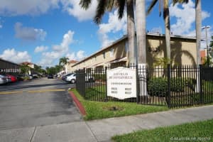 8031 NW 8th St, Miami, FL 33126, Sold 05/29/18