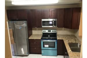 5811 Woodland Point Dr, Tamarac, FL 33319, Sold 04/23/18