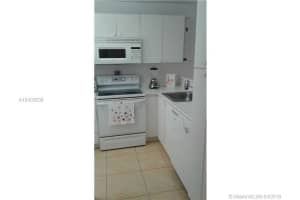 7965 NW 8th St #24e, Miami, FL 33126, Sold 01/11/19