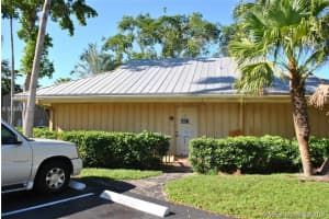 4533 Treehouse Ln, Tamarac, FL 33319, Sold 07/10/18