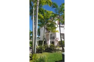 2136 NE 3rd Ct, Homestead, FL 33033, Sold 04/18/18