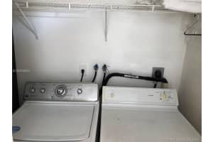 8181 NW 8th St APT E8, Miami, FL 33126, Sold 07/13/18