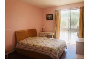 9137 Fontainebleau Blvd, Miami, FL 33172, Sold 10/19/18