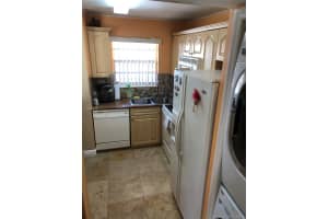 8887 Fontainebleau Blvd, Miami, FL 33172, Sold 06/27/18